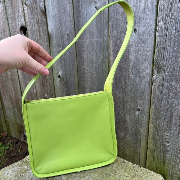 Timothy Hitsman lime green plastic front shoulder bag - Picture 6 of 7
